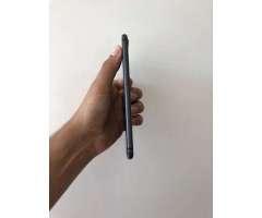 IPhone 8 Plus 64gb NOVINHO! - 2