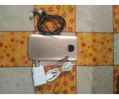 Motorola Gold 32 gigas leitor biomÃ©trico - 2