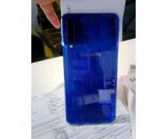 Troco Samsung A7 2018 (128g) + 500 por smartphone superior. - 3