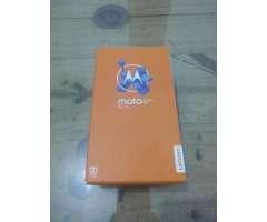 Moto e4 plus 16 gigas