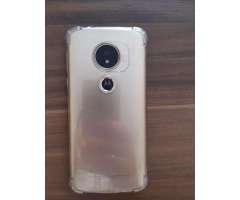 Motorola Moto E 5 com capinha - 2