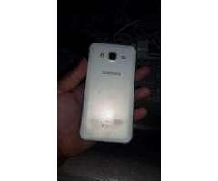 Vendo samsungj5 normal - 2