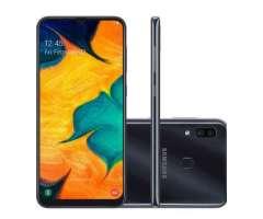 Samsung A30 perfeito estado. 2 meses de uso. acompanha tudo